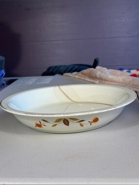 Hall Superior Autumn Leaf 10” Serving Bowl Dish Vintage Cracked Display